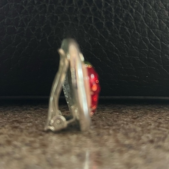 Strawberry Square Clip on Earrings Novelty Fashion 1”x1” Pink Red - Picture 4 of 8